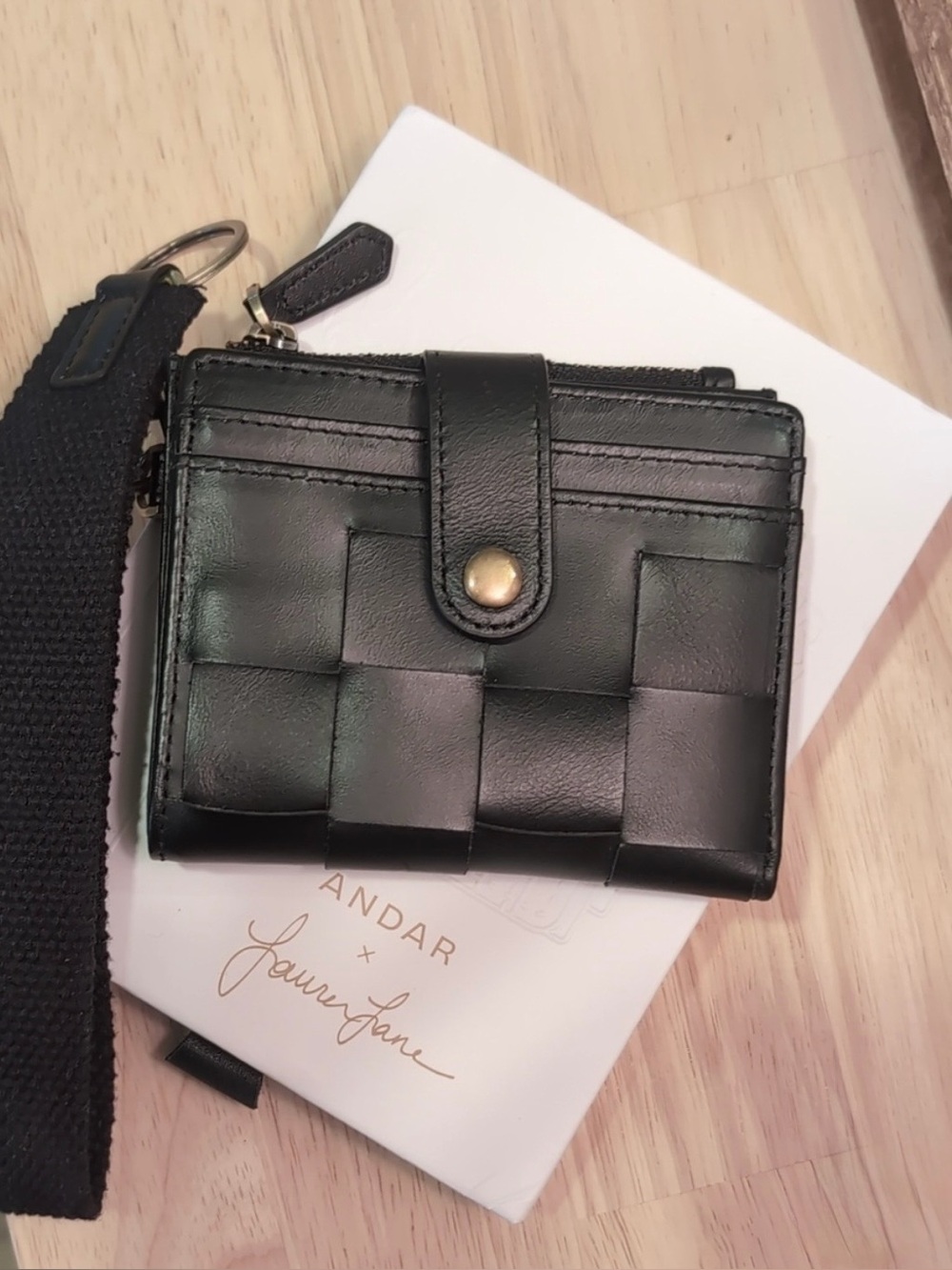 Andar The Lo Wallet In Jet Black | Macro Woven